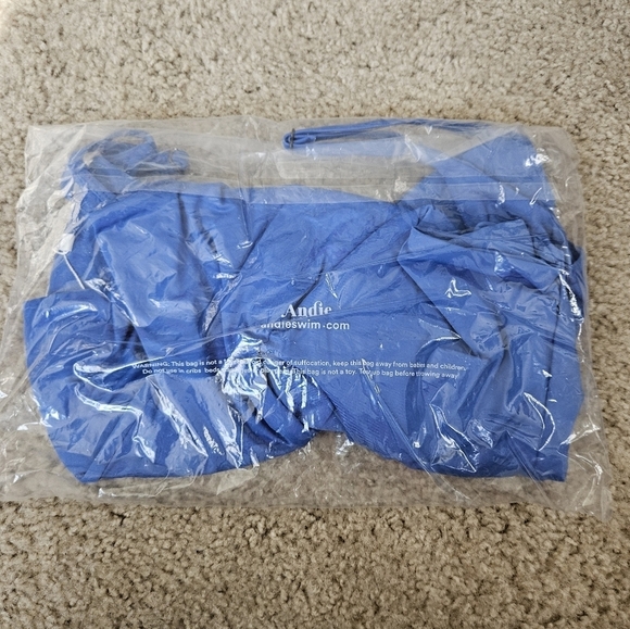 NWT Andie Swim The Santorini One Piece Swimsuit Glossy Eco Nylon in Horizon - Picture 6 of 8